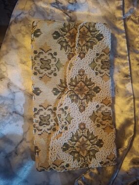 Vintage Beaded Floral Clutch in Cream, Gold, Green